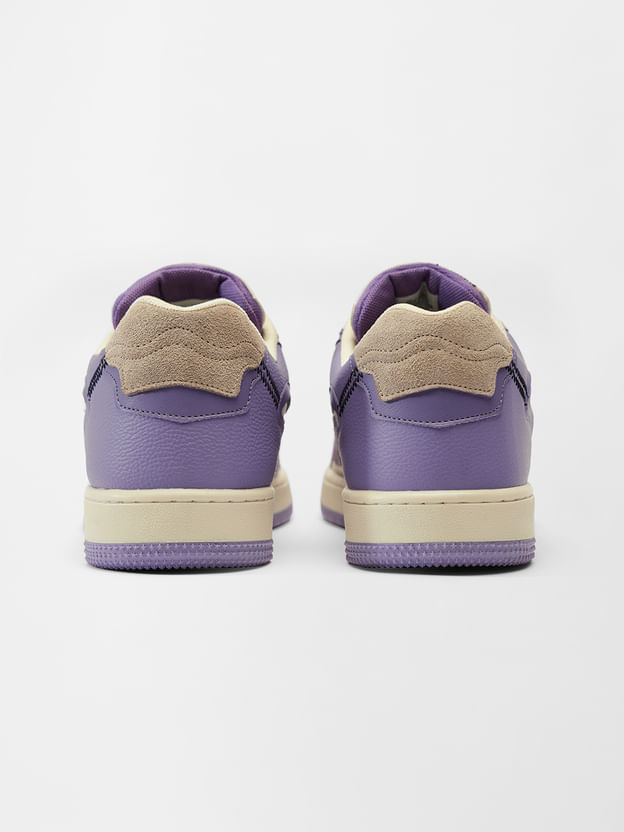 Urban Blaze: Lavender Men Low Top Sneakers - Image 5