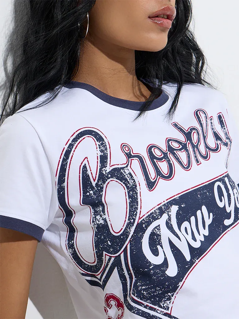 Women’s Brooklyn New York Graphic Crop T-Shirt - Image 4