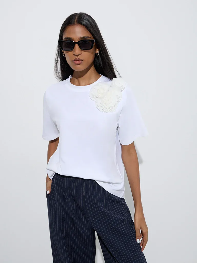 Women’s White Floral Appliqué Detail T-Shirt - Image 3