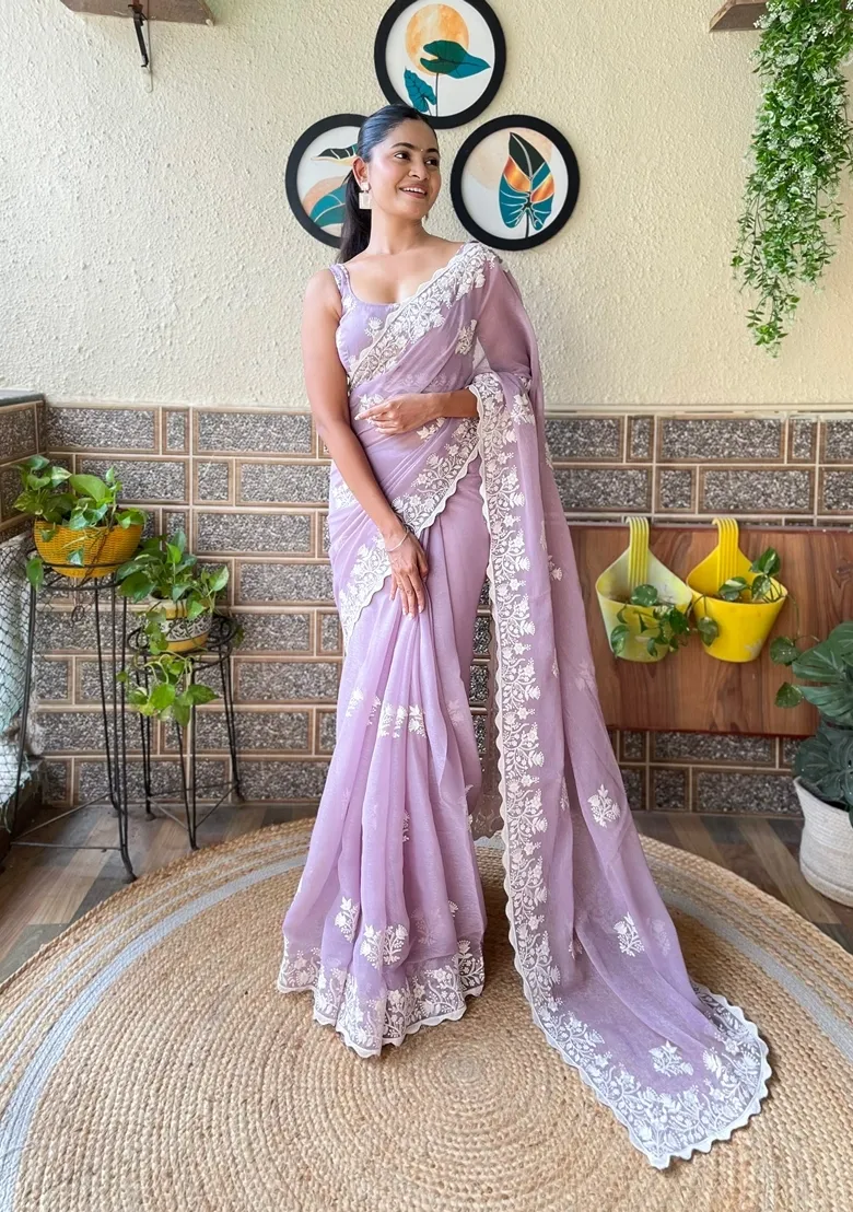 Pink Embroidered Lehenga Choli with Mint Green Dupatta - Image 2