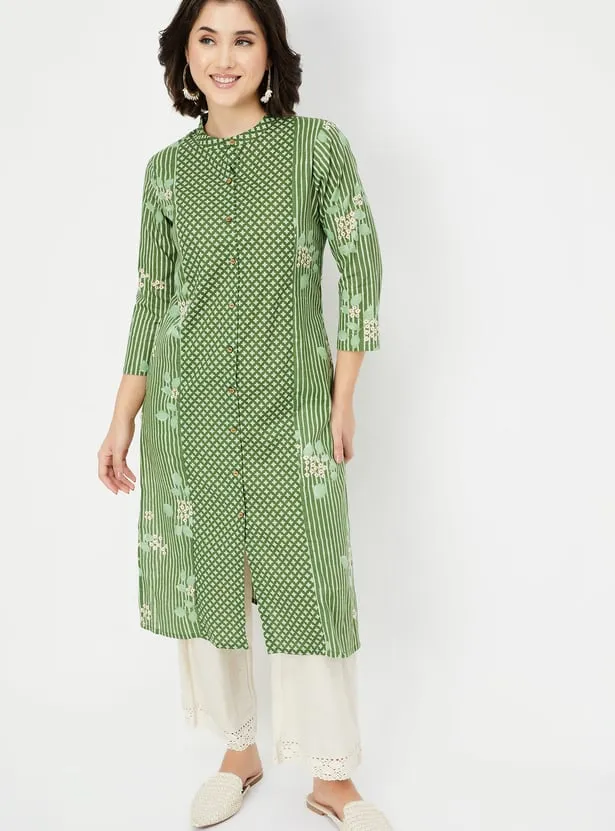 Green Printed Straight Kurta – A Blend of Patterns & Playfulness