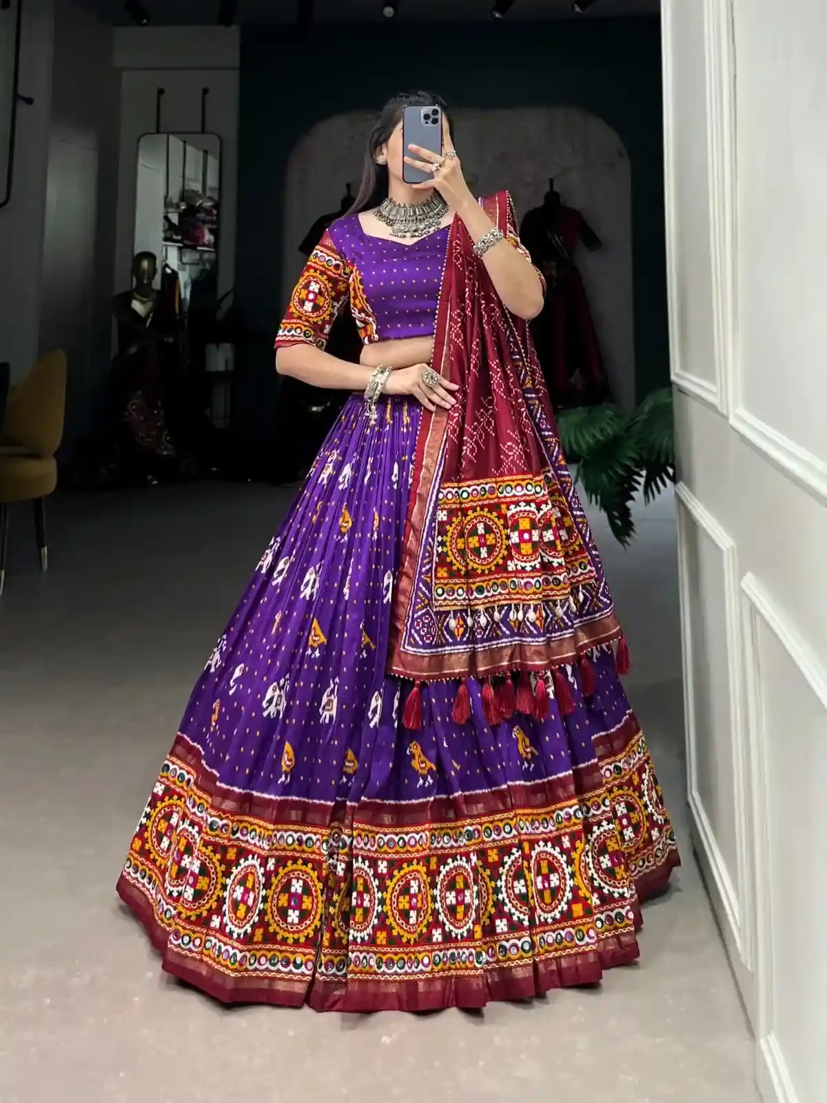 Heritage Royal Navratri Chaniya Choli – Global Elegance, Cultural Wealth - Image 3