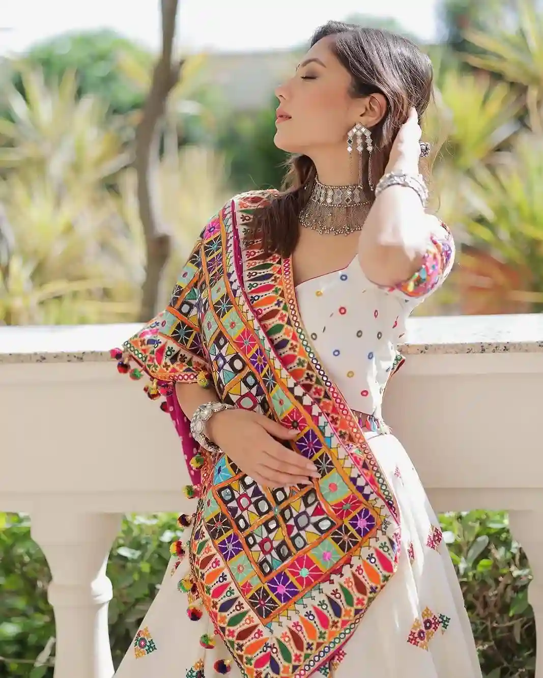 Ivory Royal Heritage Chaniya Choli – Global Luxury Meets Timeless Craft - Image 2