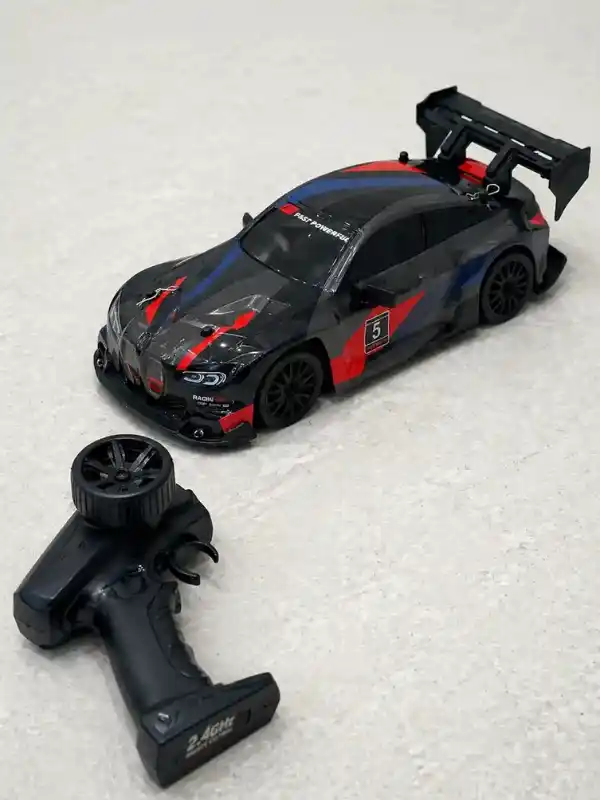 Fast Remote Control Racing Car – Black Stealth Racing Edition