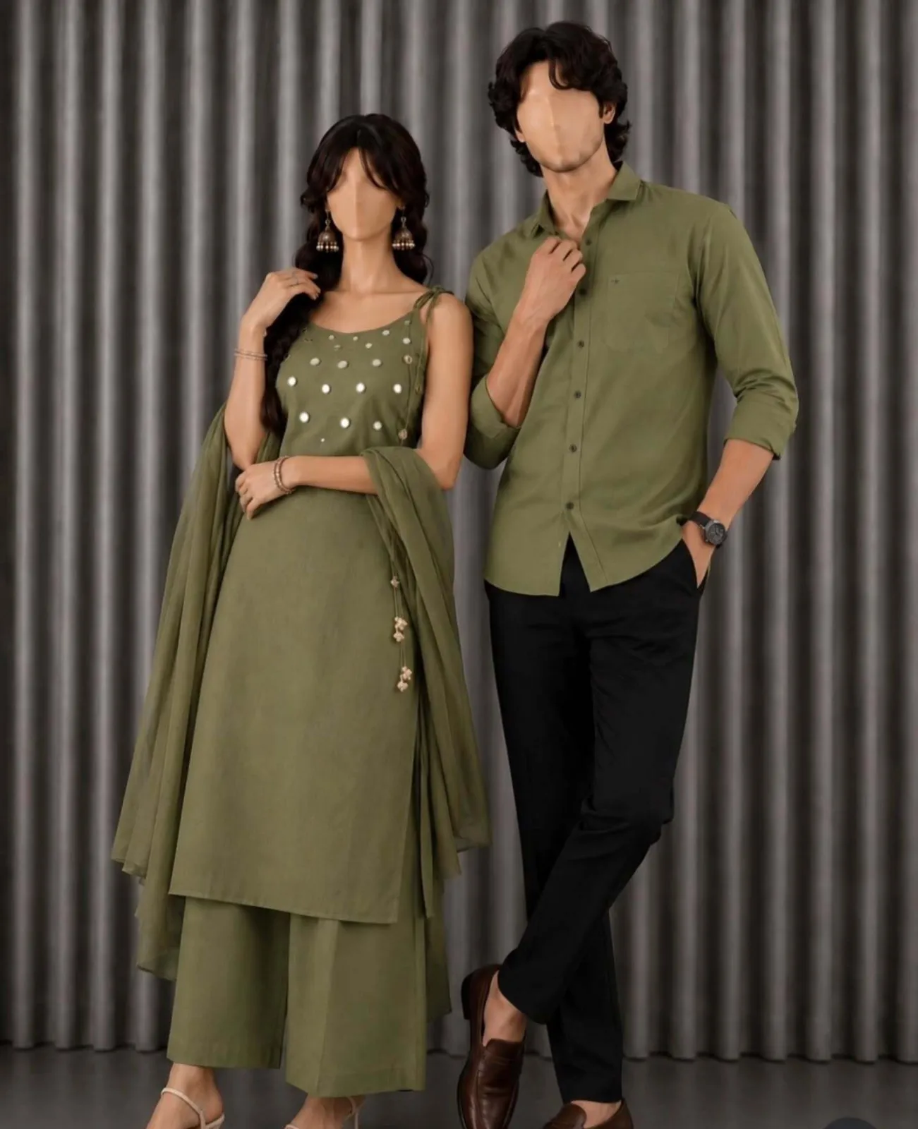 Elegant Lilac Ethnic Kurta Set & Mauve Men's Smart Casual Combo - Image 4
