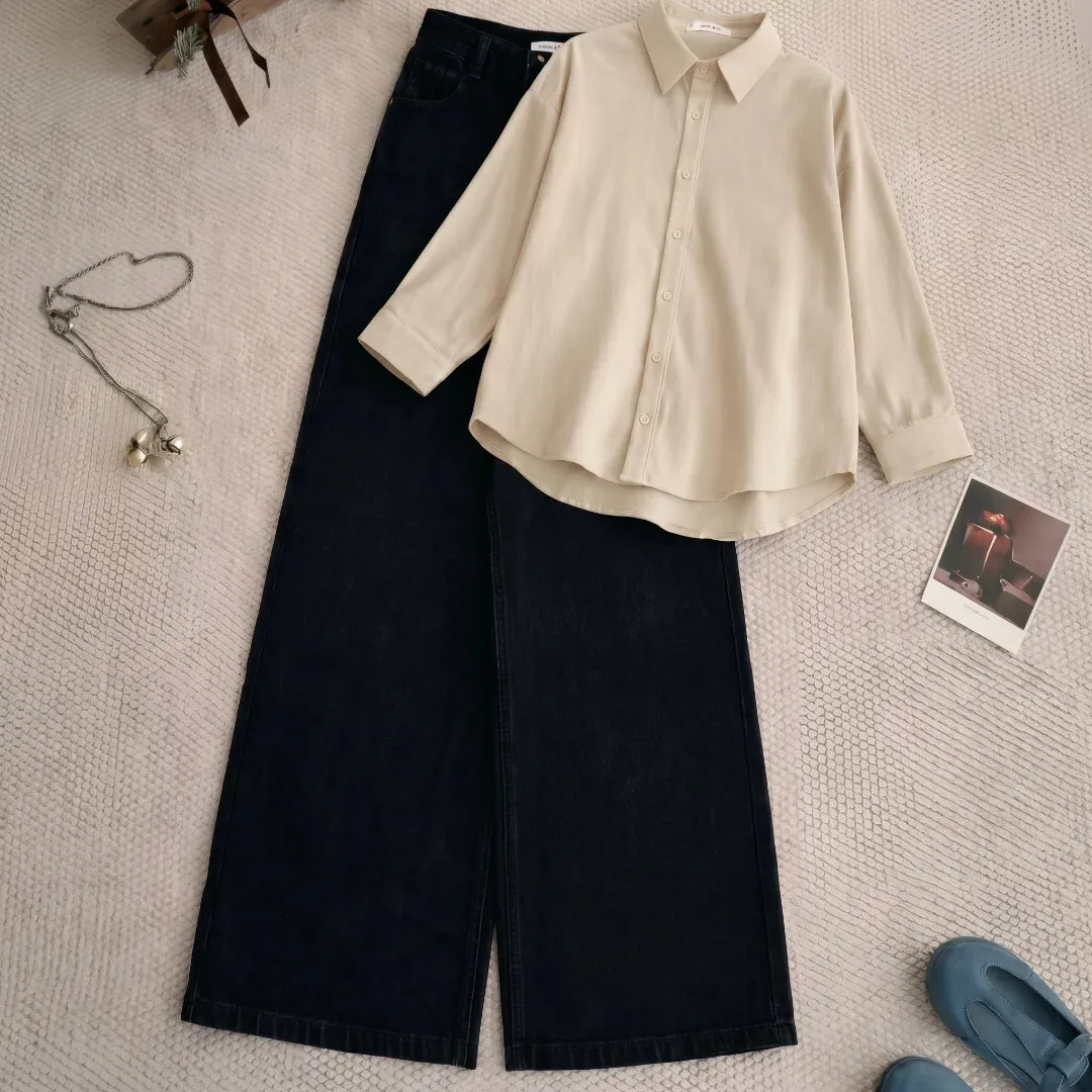 Minimalist Pastel Pink Shirt & Wide-Leg Denim Set - Image 4