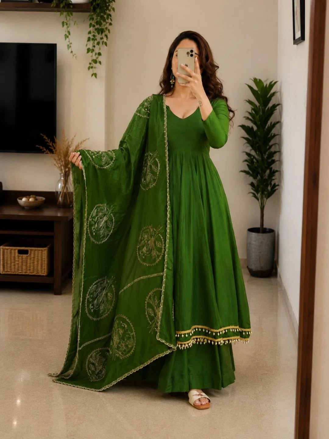 Regal Crimson Maroon Anarkali Suit Set with Embroidered Organza Dupatta - Image 4