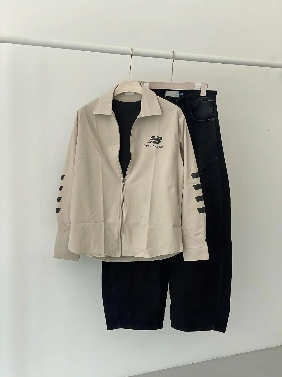 Urban Athleisure Maroon Zip Jacket & Black Denim Set - Image 2