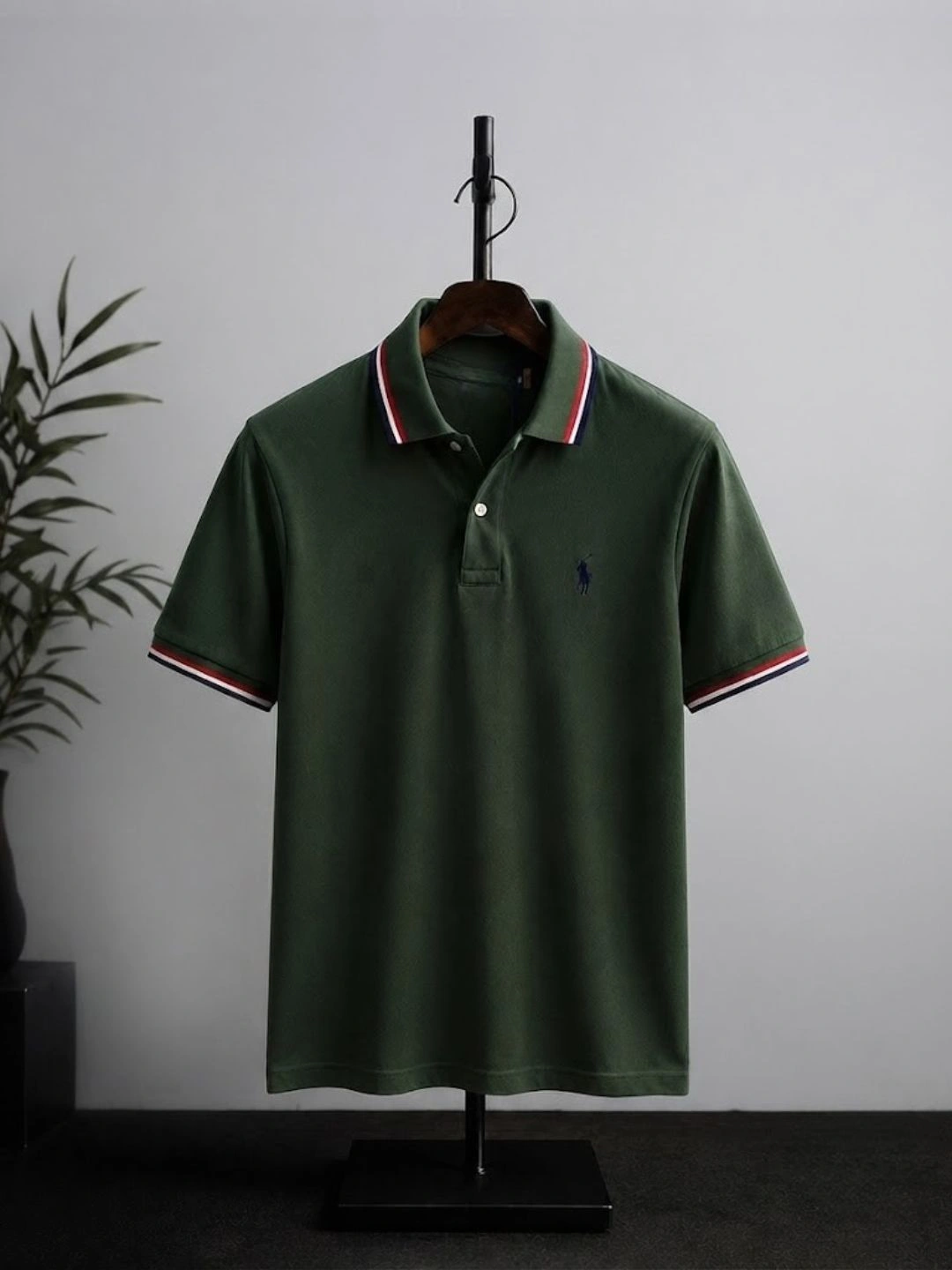 Men Maroon Contrast-Tipped Short-Sleeve Polo Shirt - Image 2