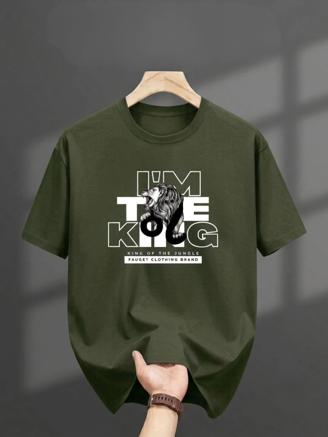 Short-Sleeve Graphic Lion Typography Print Crewneck T-Shirt