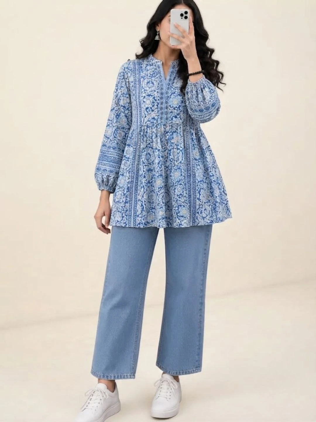 Long-Sleeve Floral Print V-Neck Peplum Top - Image 4