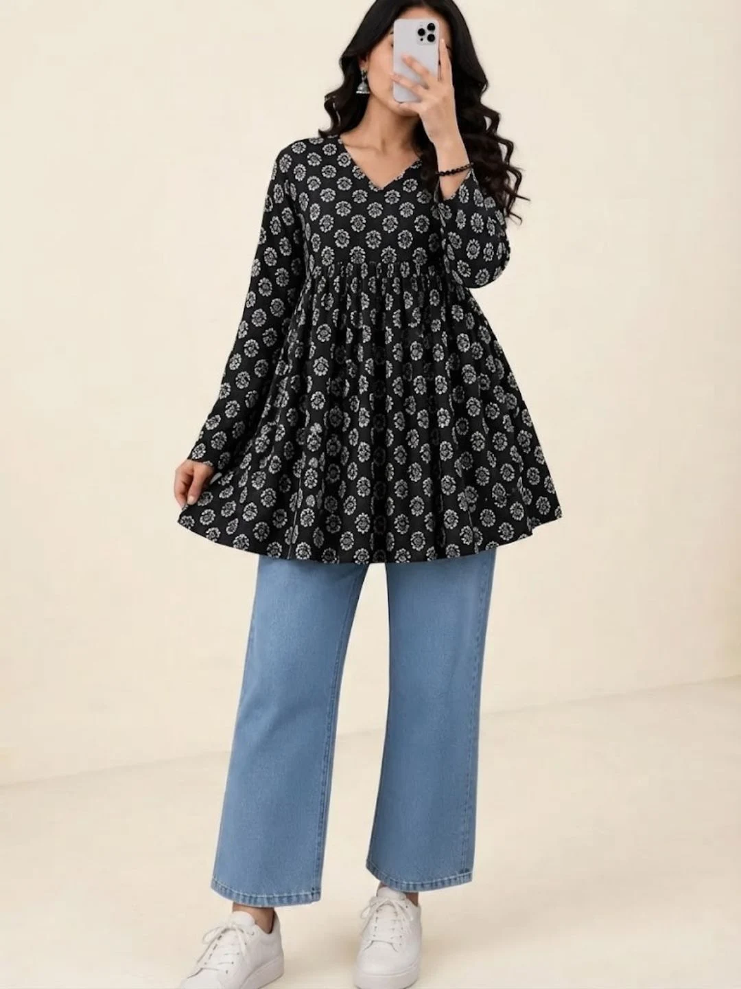 Long-Sleeve Floral Print V-Neck Peplum Top - Image 5