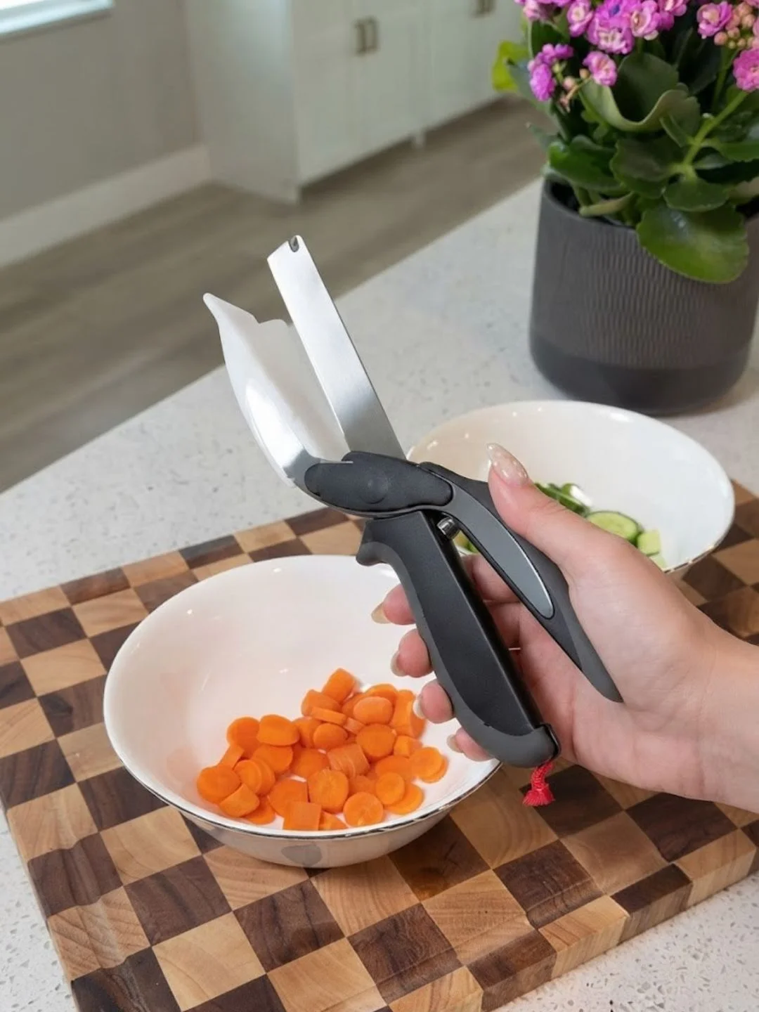 Smart Kitchen Scissor Knife