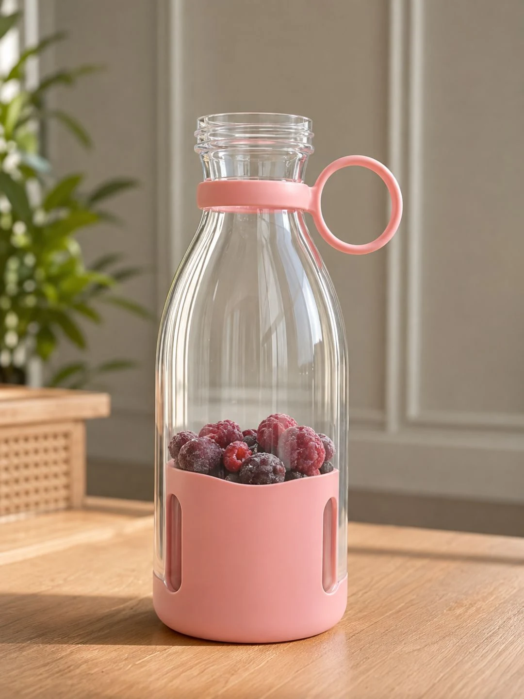 Portable Blend-to-Go Smoothie Bottle & Personal Blender Cup - Image 2