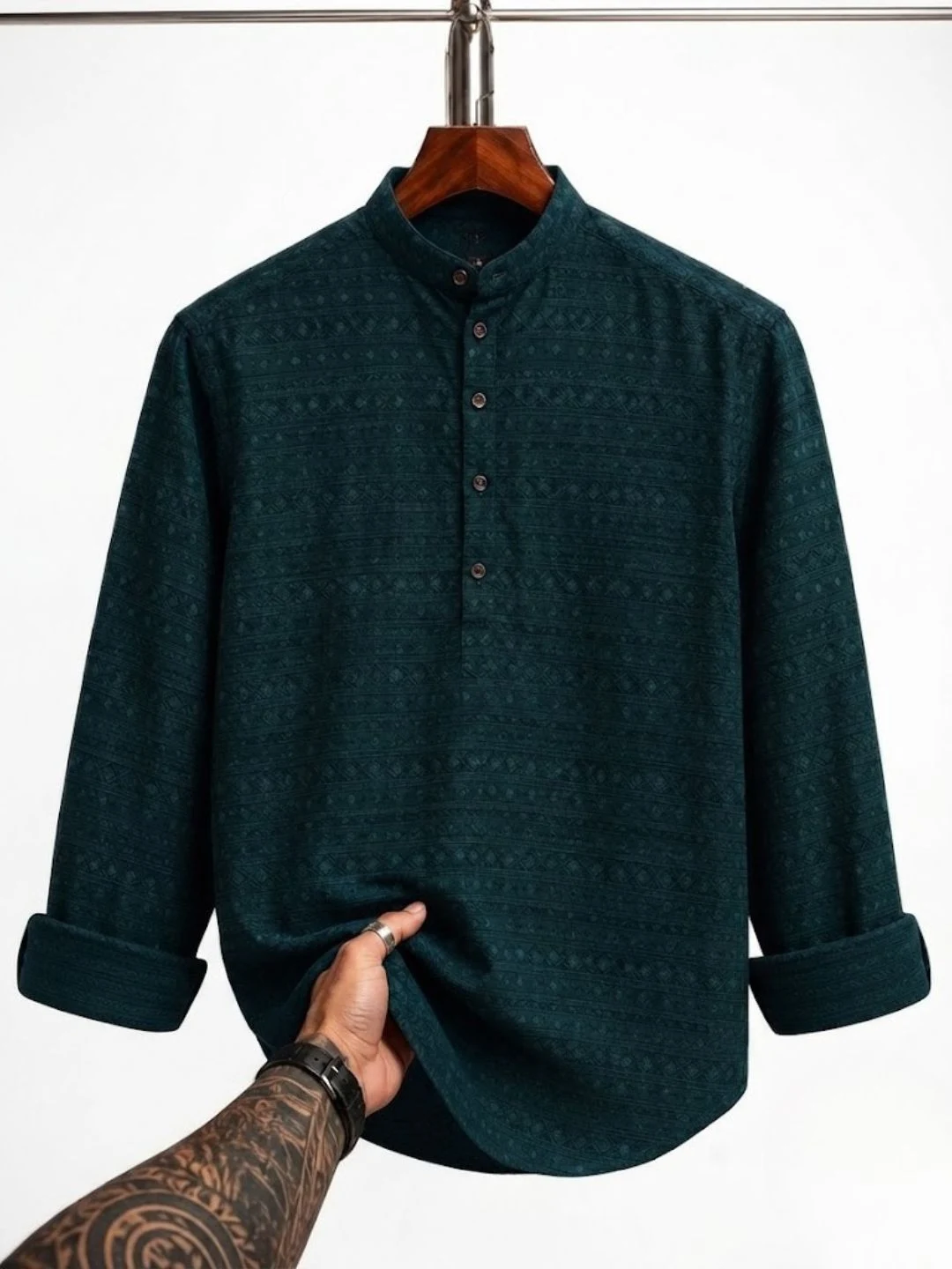 Long-Sleeve Mandarin Collar Textured Short Kurta Shirt - Image 2