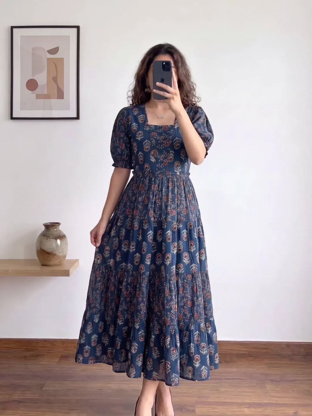 Women Short Puff-Sleeve V-Neck Flared Maxi Dress - Image 2