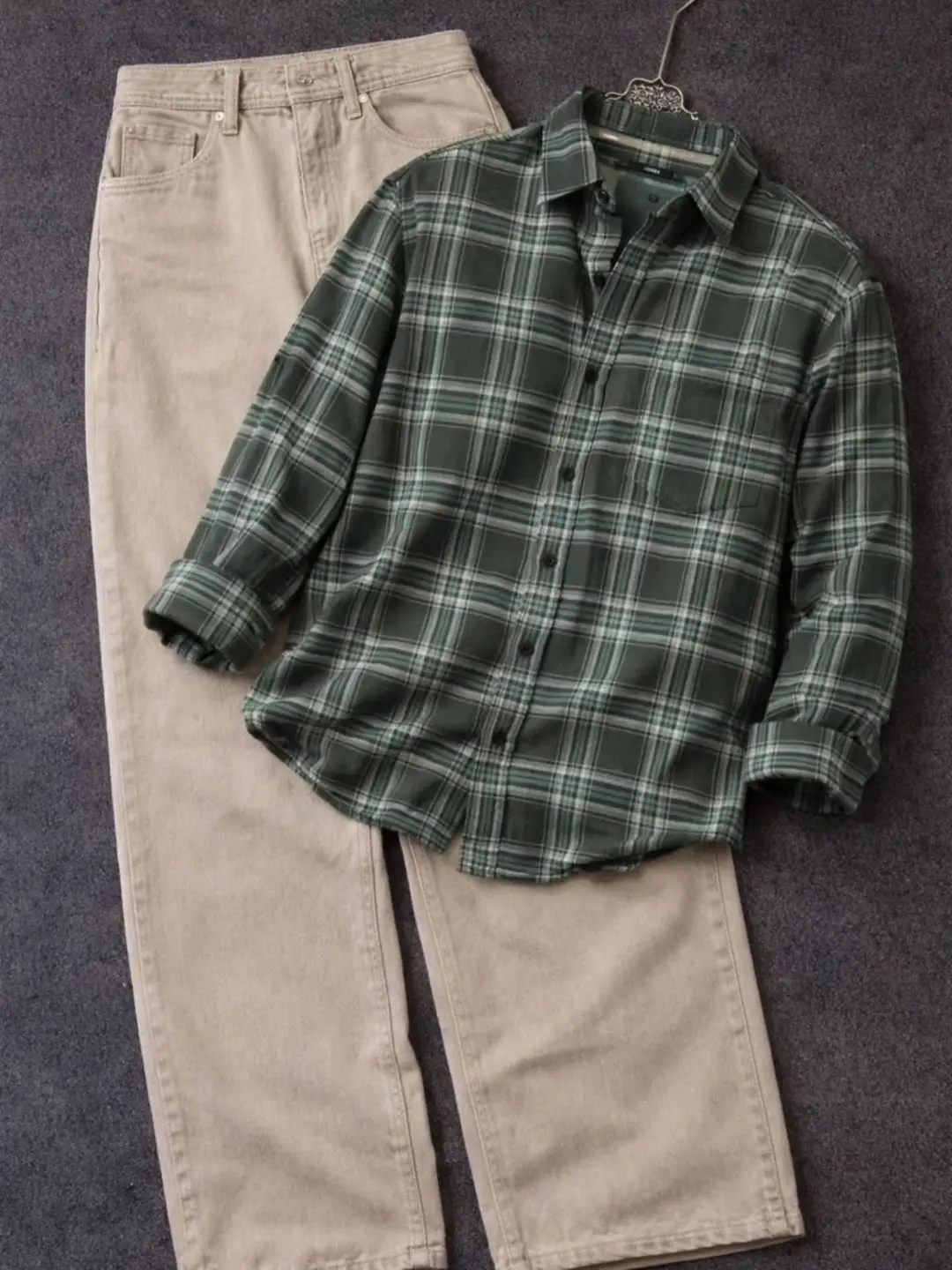 Men Long-Sleeve Plaid Flannel Button-Down Shirt with Casual Neutral Trousers Combo