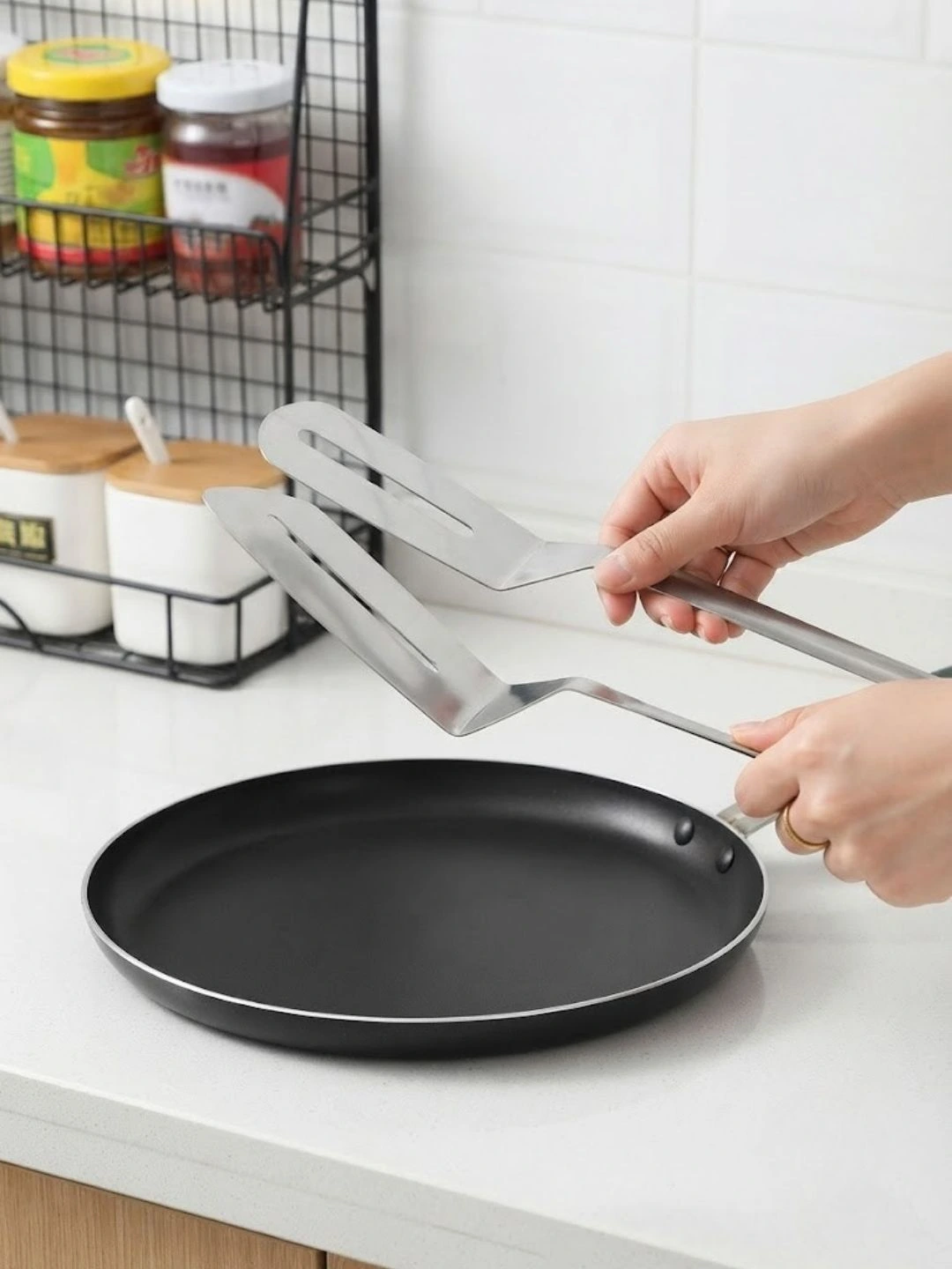 2-in-1 Stainless Steel Kitchen Tongs and Spatula