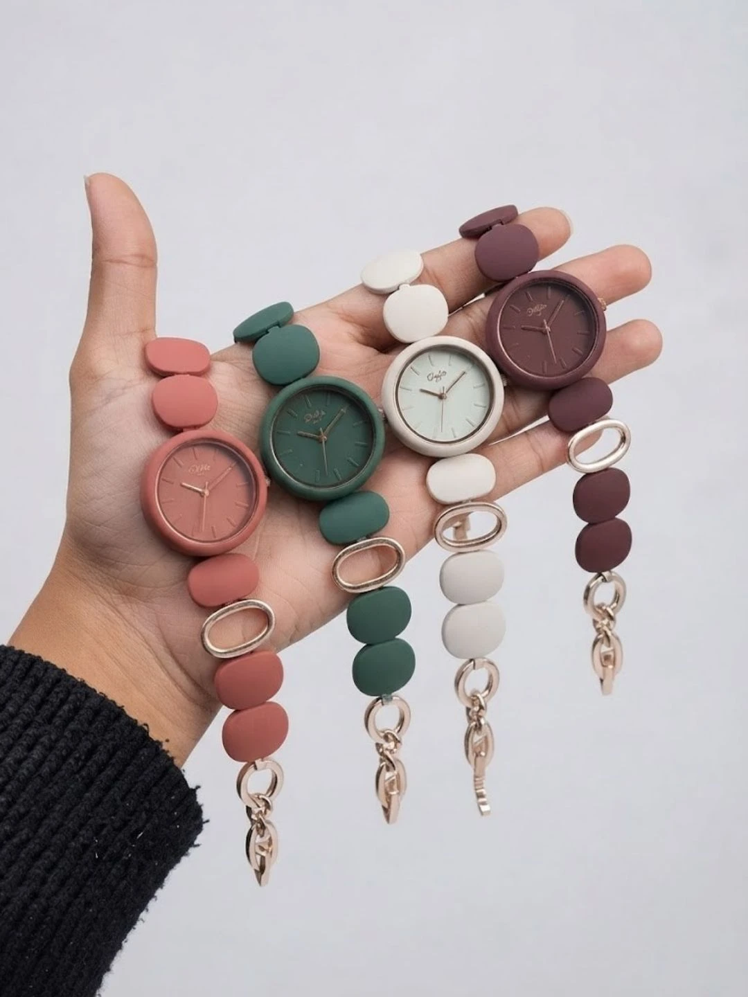 Trendy Link-Strap Women's Analog Watch