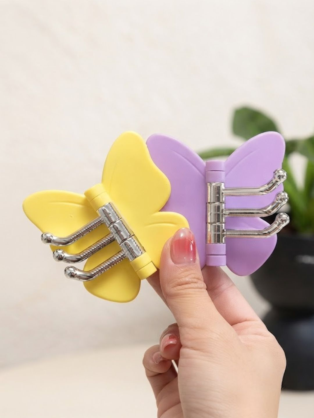 Cute Butterfly Adhesive Multi-Hook Wall Organizer