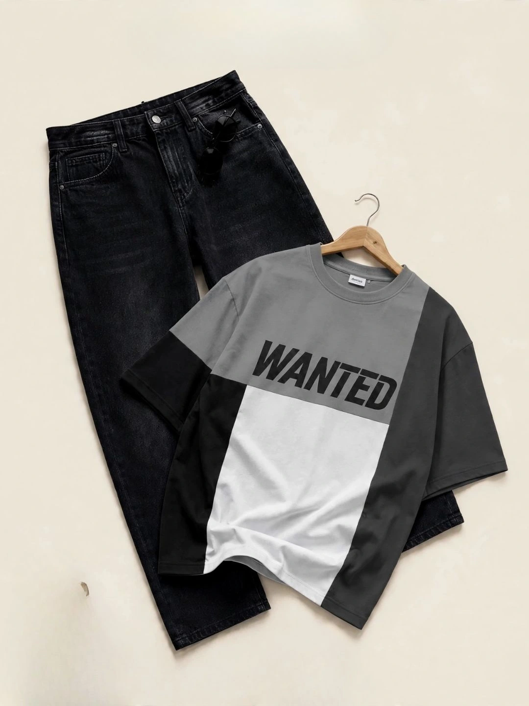 Colorblock Typography Tee & Black Denim Jeans Duo